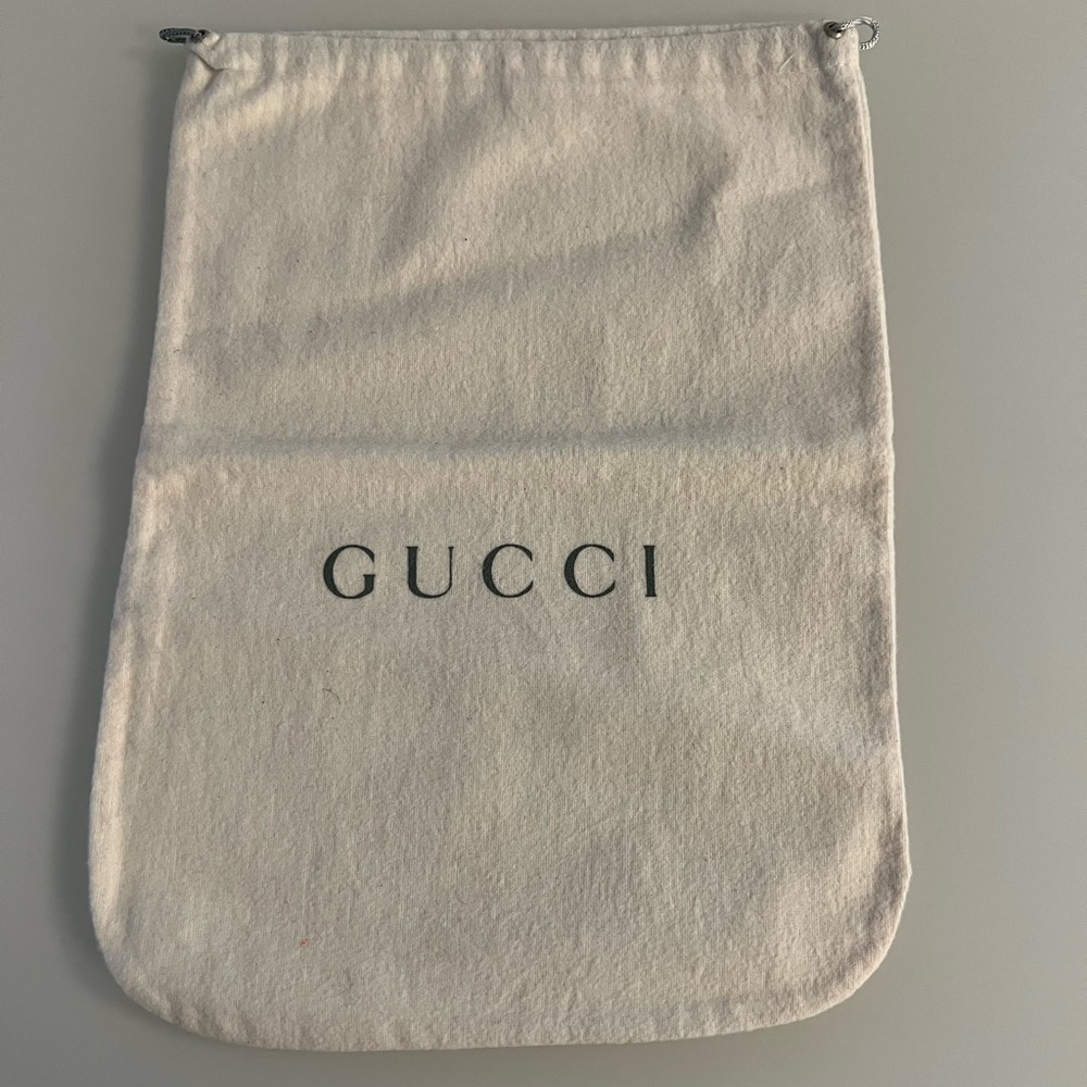 Gucci shoe/dust bag. Brand new, never used, pristine condition.